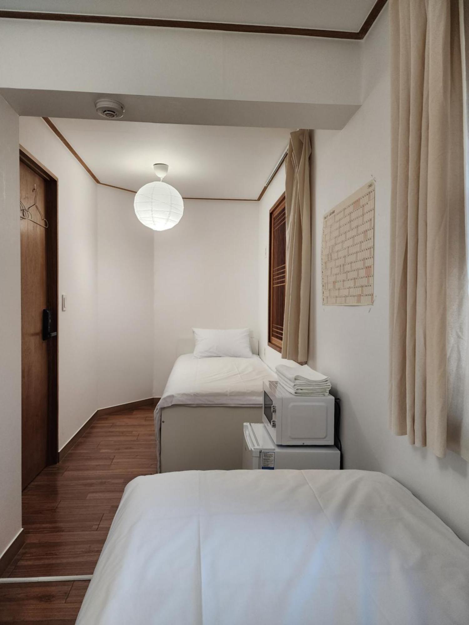סיאול Hostel Jl In Chung-Jeong מראה חיצוני תמונה